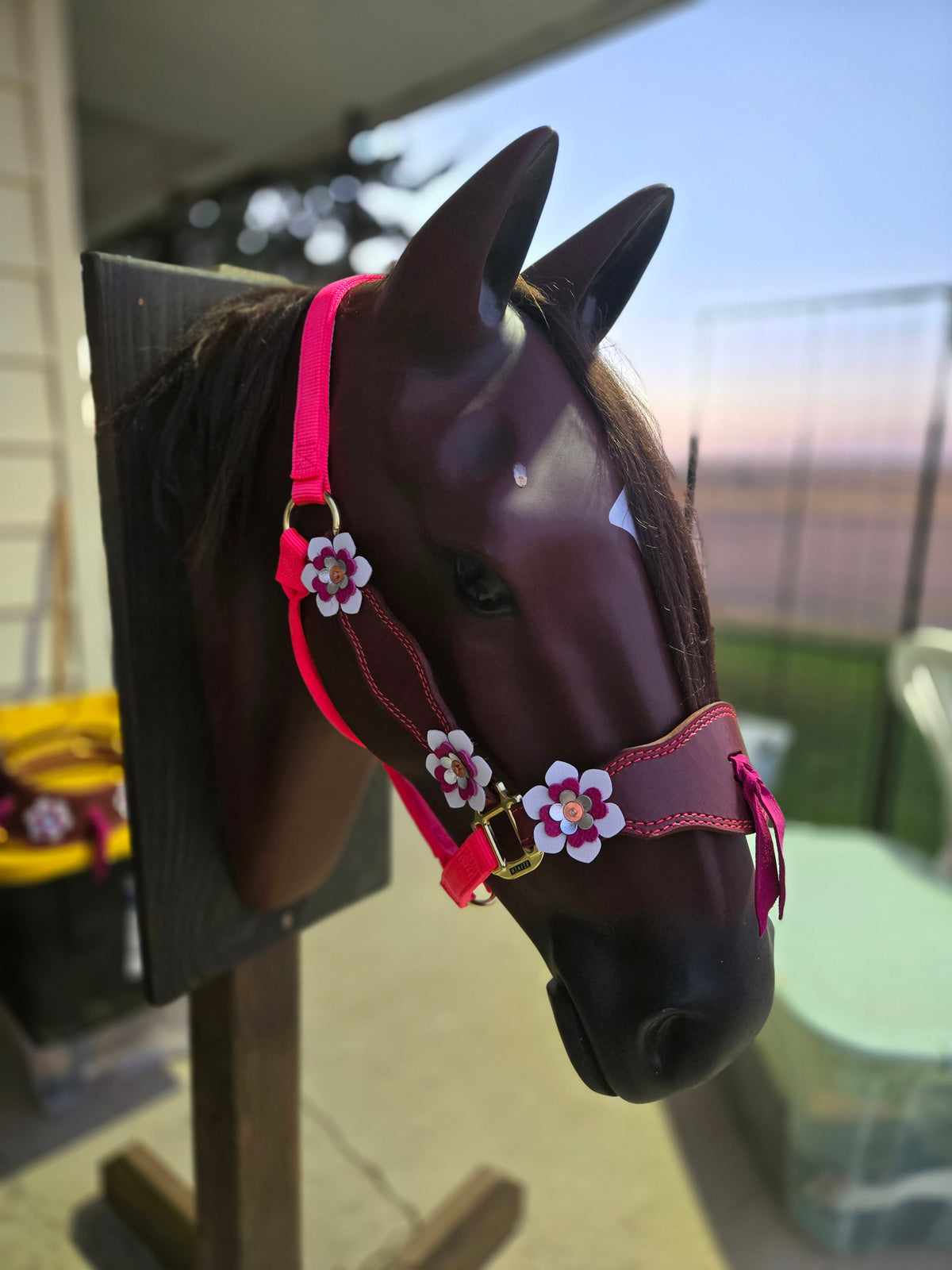 Pretty in Pink Flowers Tack Set