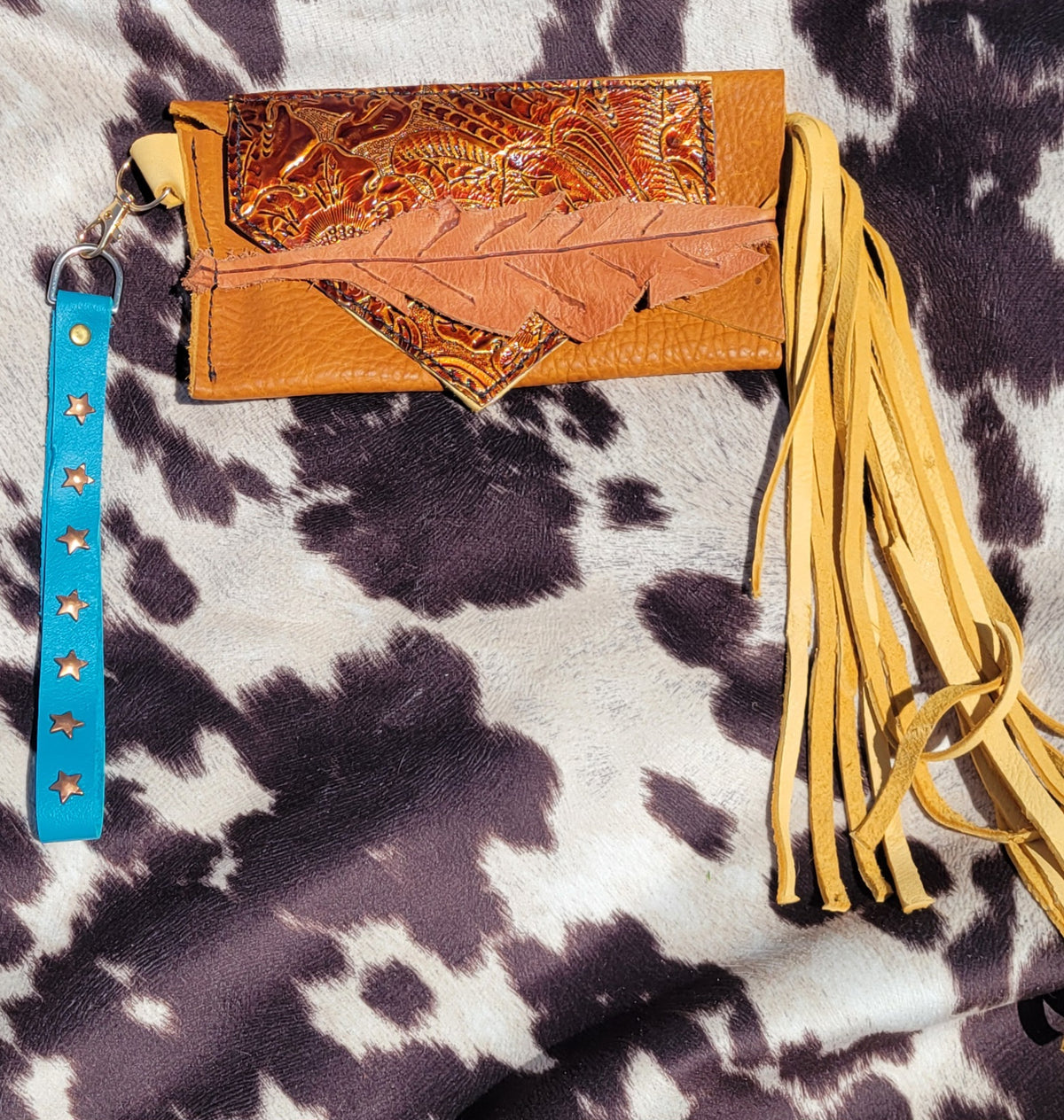 WRISTLET/CLUTCH