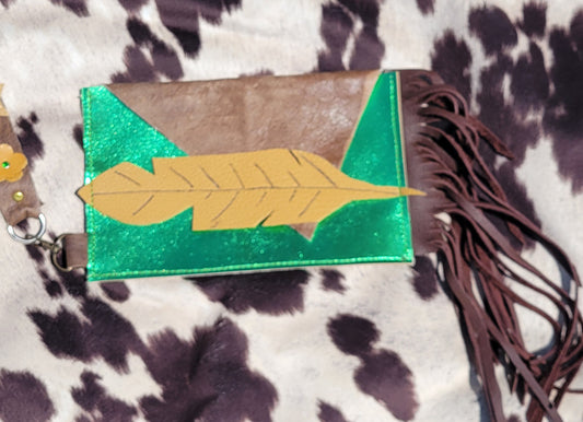 WRISTLET/CLUTCH