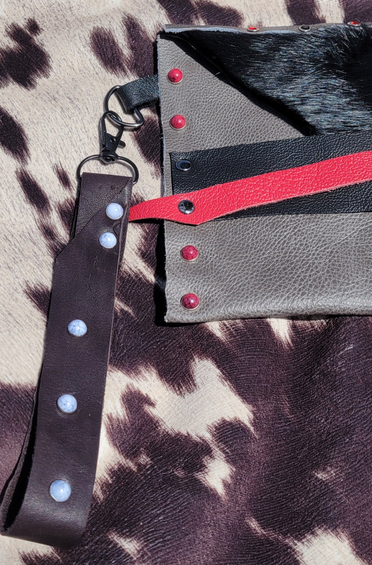 WRISTLET/CLUTCH