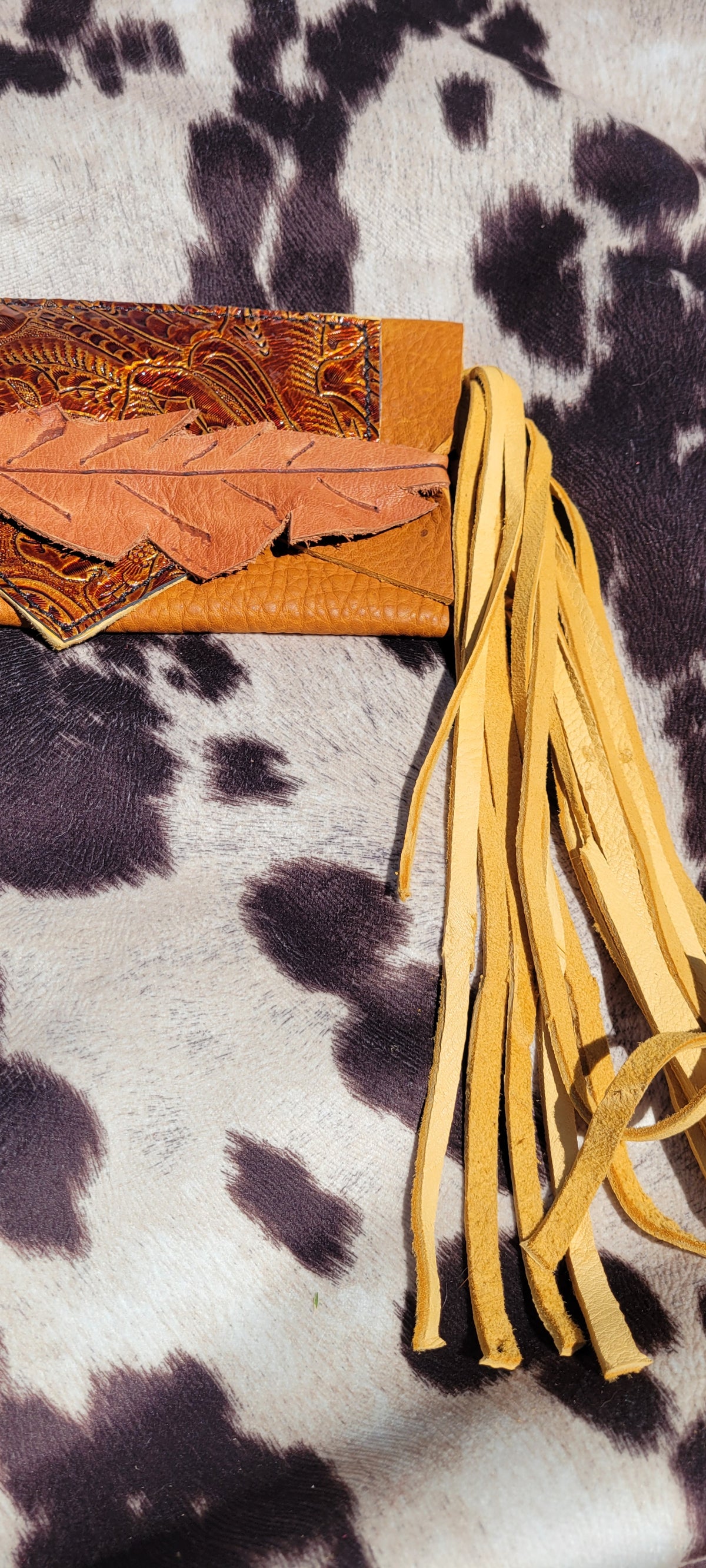 WRISTLET/CLUTCH