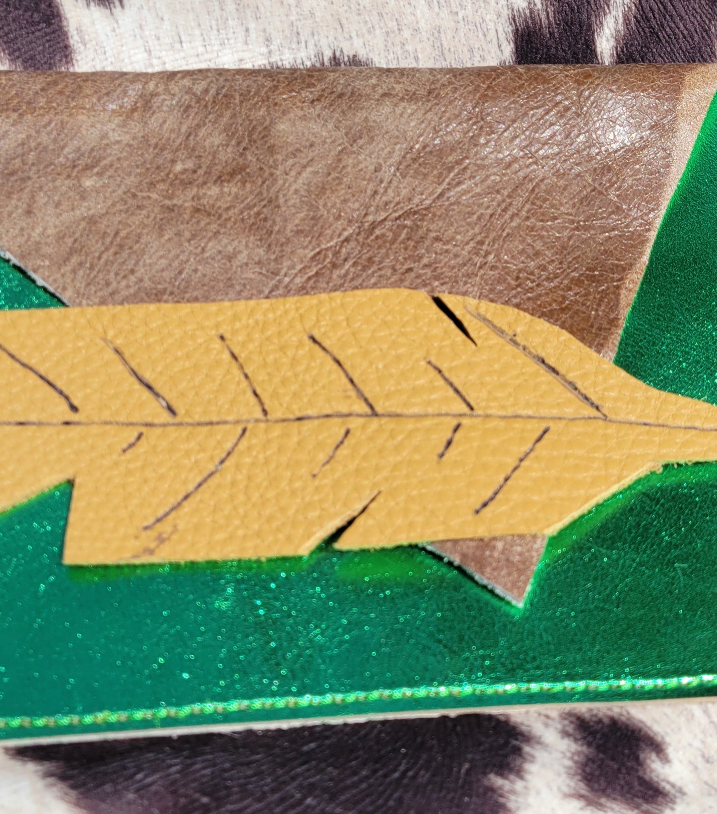WRISTLET/CLUTCH